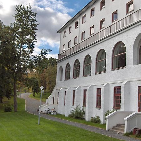 Trondenes Sommerhostel Харстад Экстерьер фото